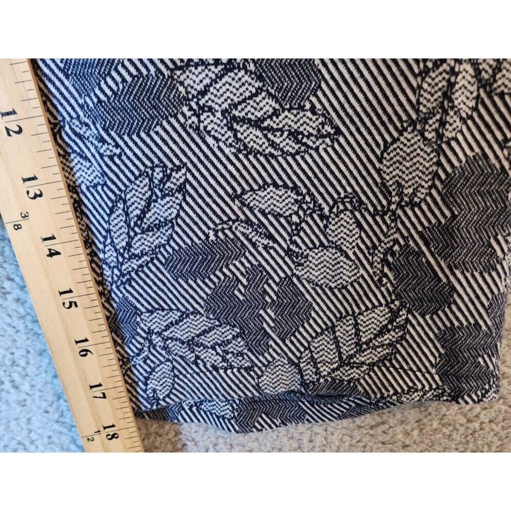 Lands End Elastic Waist Sport Knit Straight Leg Crop Capri Pants Blue Floral MP - Picture 4 of 14